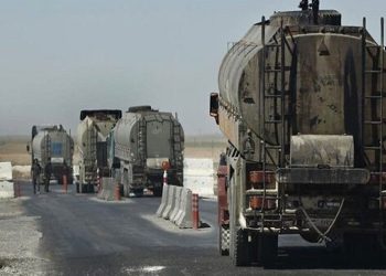 60 ABŞ tankerindən ibarət karvanla Suriya neftinin yenidən oğurlanması