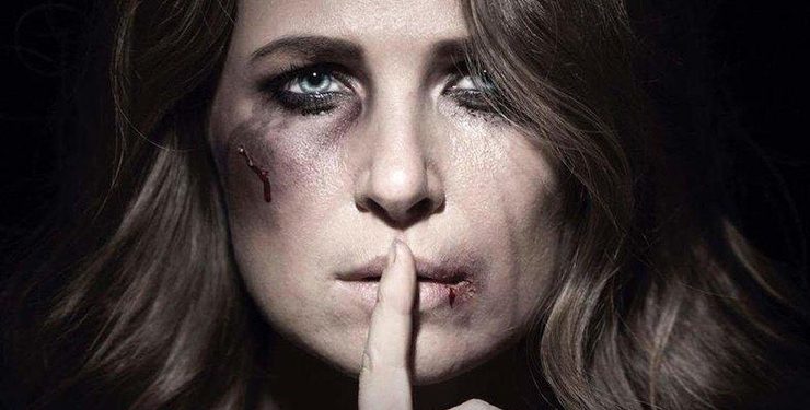 Nəyə görə ev ingilis qadınları üçün çox təhlükəli bir yerdir?