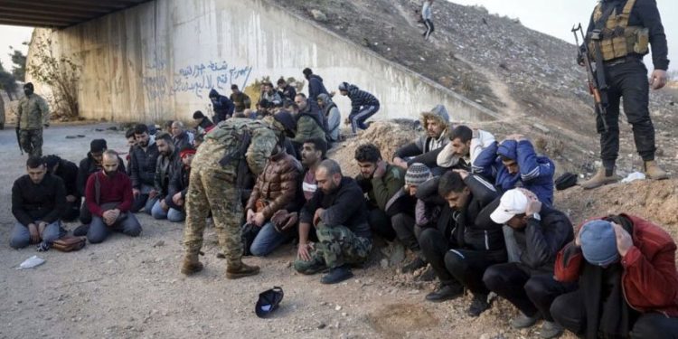 Əl-Colani tərəfdarlarının 400-dən çox suriyalını qətliam etməsi