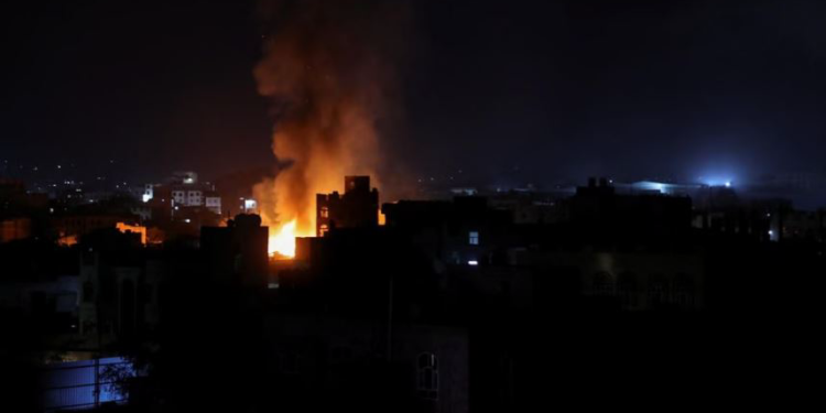 ABŞ-ın Sənadakı bir bazara hücumunda 12 şəhid və 30 yaralı var