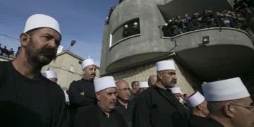 Suriya üsyançılarının druzi kişilərinə qarşı alçaldıcı hərəkəti